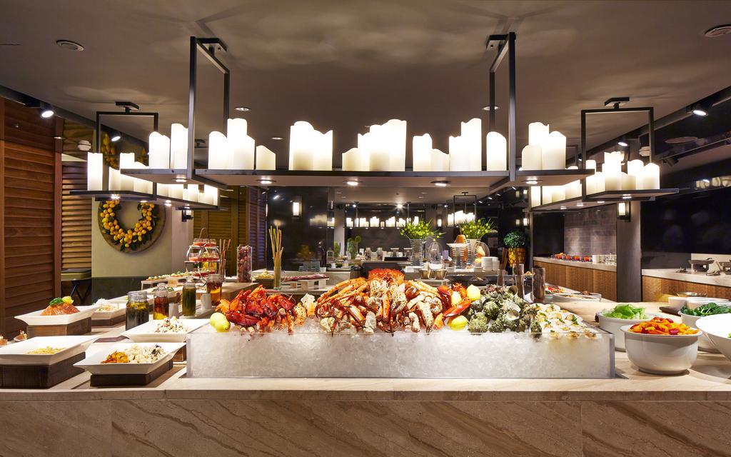 Kensington Jeju Hotel Exterior foto The buffet at the restaurant